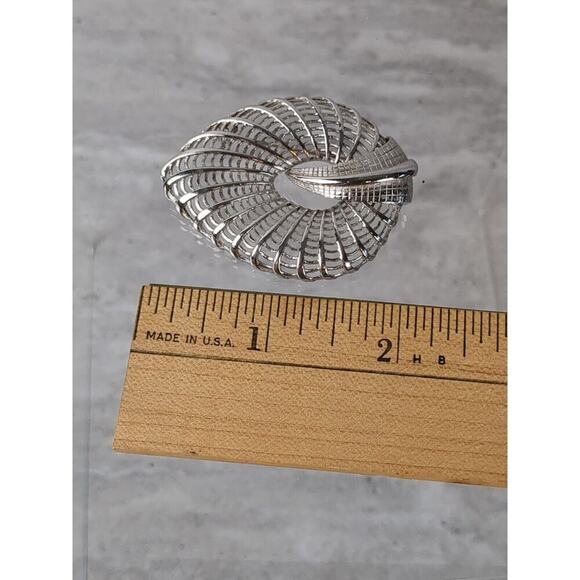 Judy Lee Marked Brooch‎ & Clip On Earring Set, Silver Plated - Picture 7 of 8